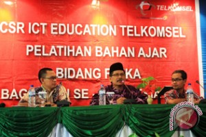 Telkomsel Gelar Pelatihan IT  Bagi Ratusan Guru