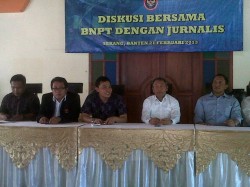 BNPT: 300 Tahanan Kasus Terorisme Bebas 2013-2014 BNPT: 300 Tahanan Kasus Terorisme Bebas 2013-2014