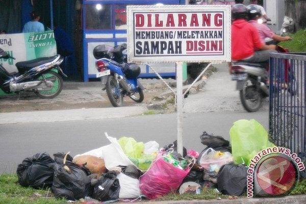 http://bimg.antaranews.com/bengkulu/2012/09/ori/dscn3792.jpg