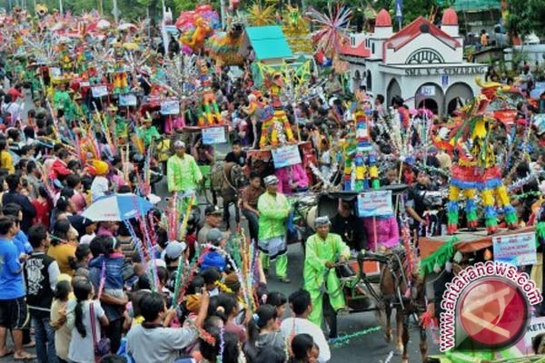Download this Karnaval Seni Dan Budaya Quot Dugderan Foto Antaranews picture