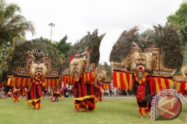 Reog Ponorogo: Seni Budaya yang Mendunia, Antara Mitos, Magis, dan Pertunjukan Spektakuler