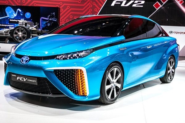 Toyota Kian Ekspansif Kembangkan Mobil Hidrogen & Listrik
