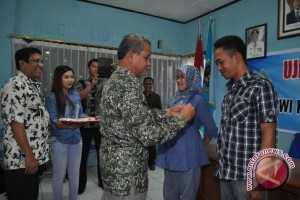 http://bimg.antaranews.com/kaltim//2012/04/small/20120408ukw.jpg