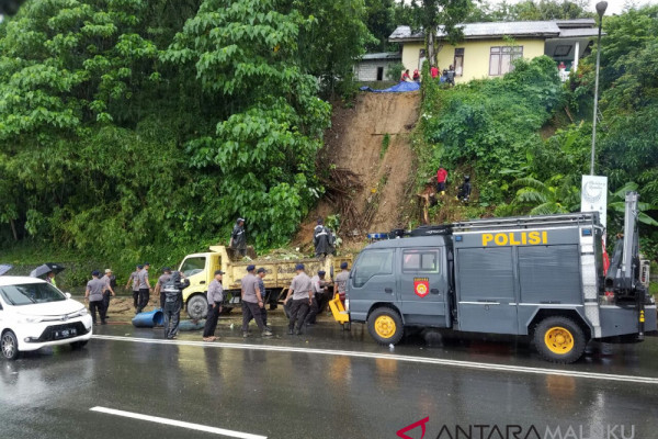 Pemkot Ambon fokus perbaiki titik bencana