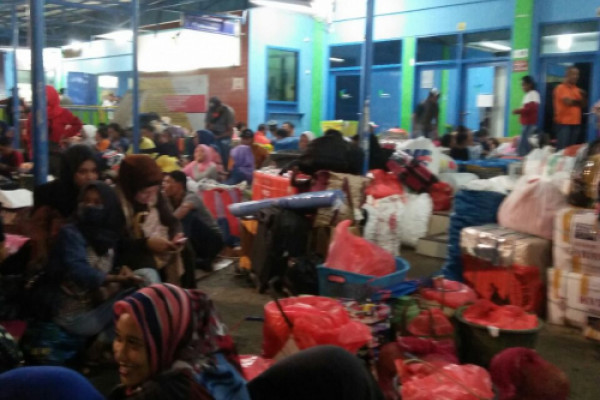 Pelni Ambon prediksi lonjakan penumpang pekan depan