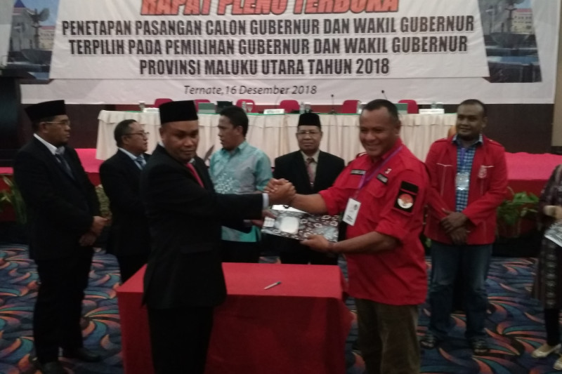 KPU Malut tetapkan AGK/YA pemenang Pilkada