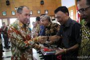 Gubernur serahkan DIPA Maluku 2019 Rp20,18 triliun