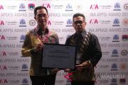 Wali Kota Ambon raih penghargaan INA Entrepreneur