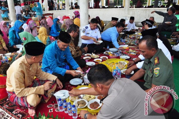 Masyarakat Bangka Berlebaran dan Menjaga Tradisi - ANTARA 