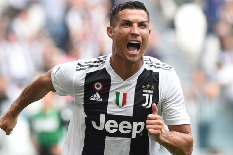 Juventus semakin kokoh di puncak klasemen