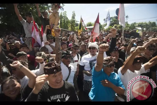 Warga Sanur Bersikukuh Menuntut Formasi 10 Persen
