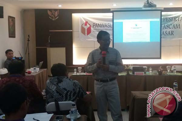 Bawaslu Bali minta KPU tegas terkait baliho