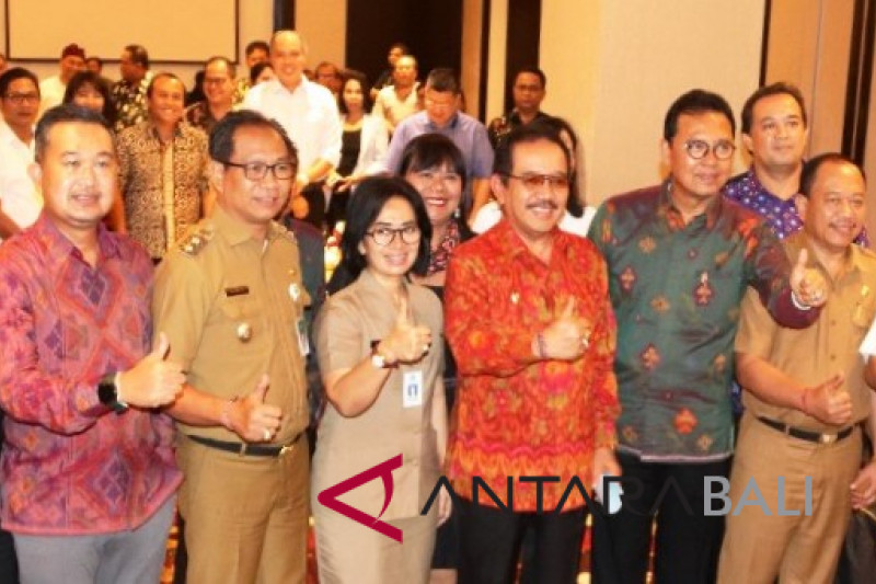 Badung bentuk tim khusus tertibkan pemangku pariwisata