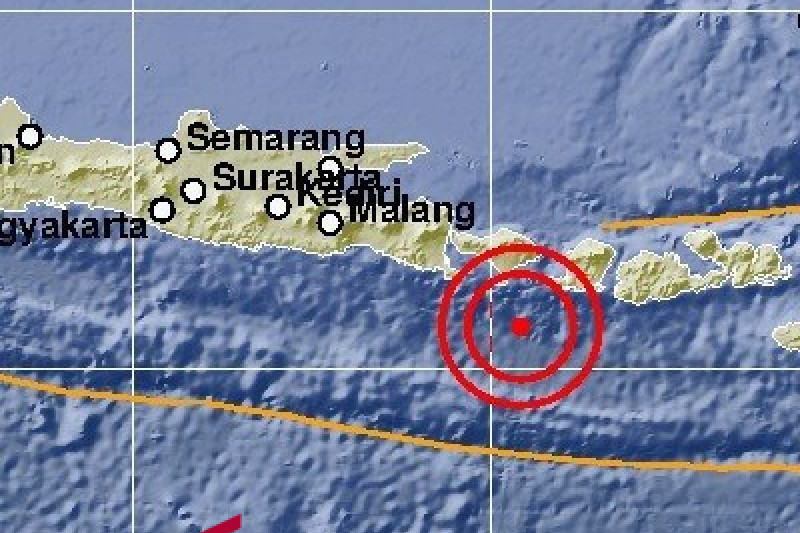 5.3-magnitude jolts south Bali