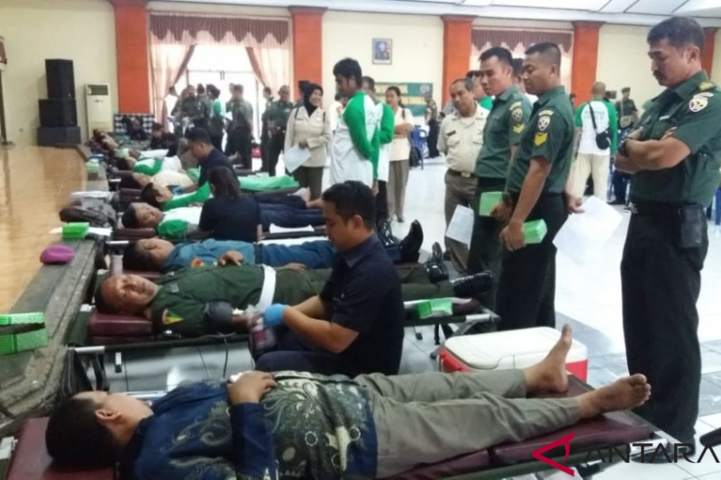 Kodam IX/Udayana laksanakan donor darah