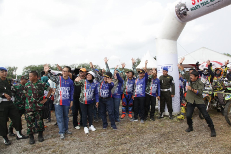 1.500 Rider Jelajahi Wisata Tanjung Lesung