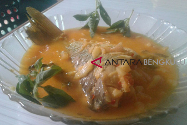 Gulai lemea diminati untuk buka puasa