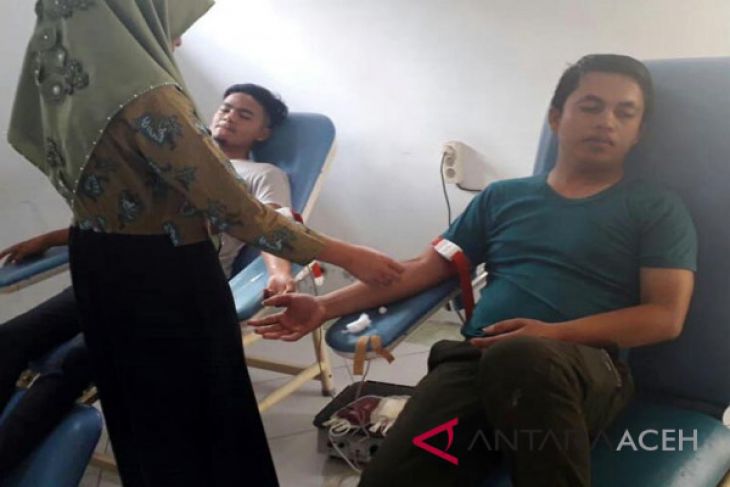 Pemuda donor untuk pasien RSU Datu Beru