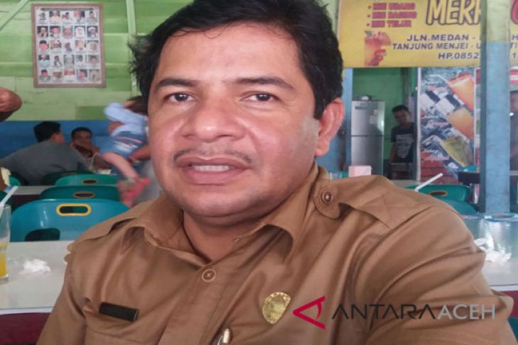 Warga Aceh Utara disuntik difteri