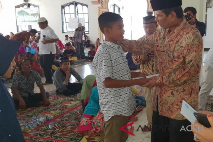 Kamome gelar halal bi halal dan santuni anak yatim