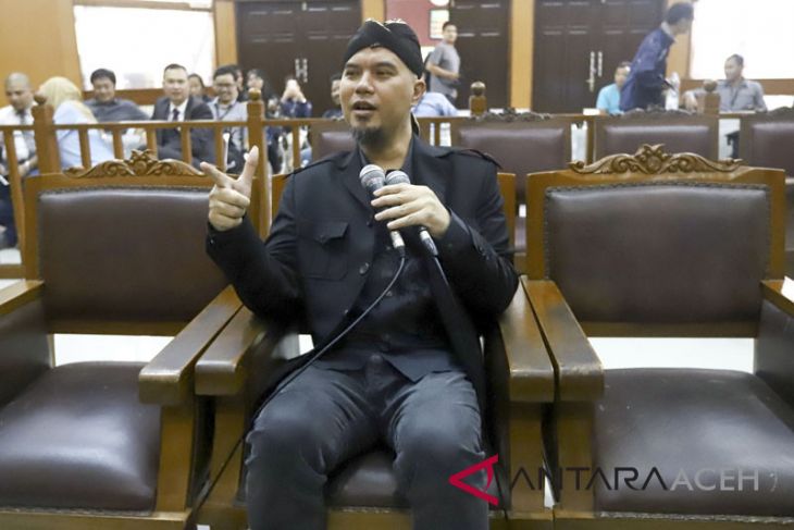 Ahmad Dhani dituntut dua tahun penjara
