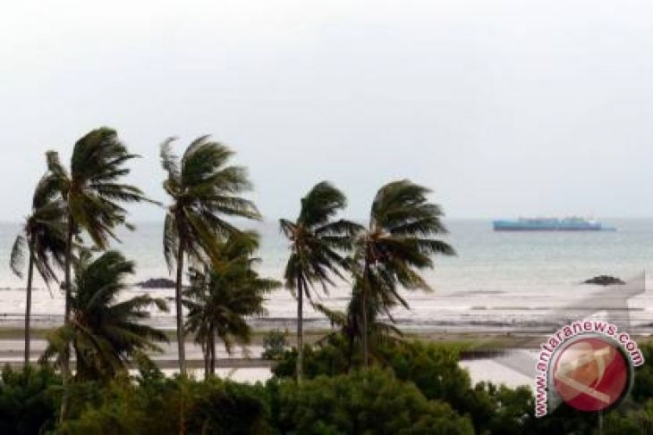 Stasiun Meteorologi Pattimura peringatkan angin kencang