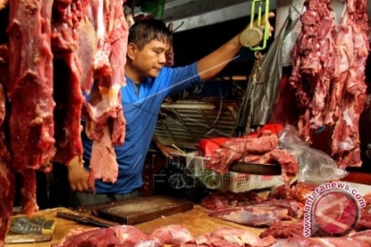 Mengupayakan kemandirian pemenuhan kebutuhan pokok