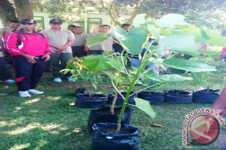 Mengubah Wajah Garang Tentara - ANTARA News Ambon, Maluku