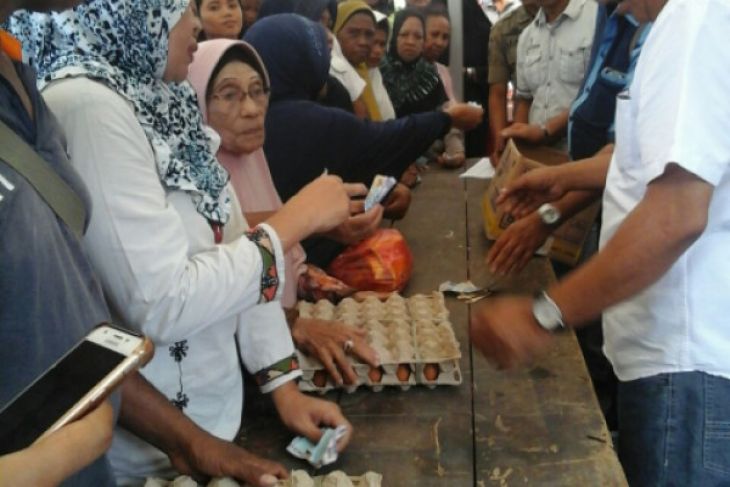 Masyarakat Ambon keluhkan kupon pasar murah
