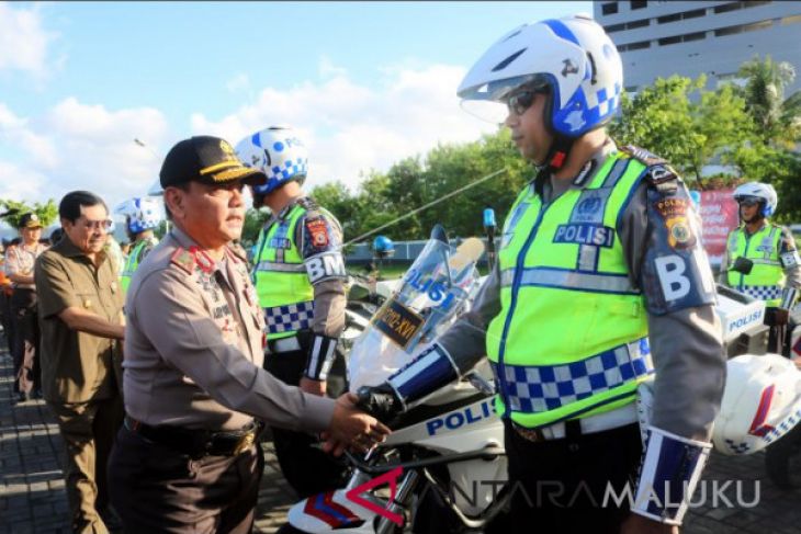Polda Maluku lakukan penyekatan sejumlah ruas jalan