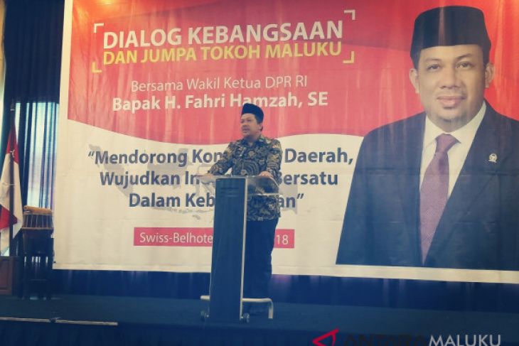 Fahri Hamzah akan tetap