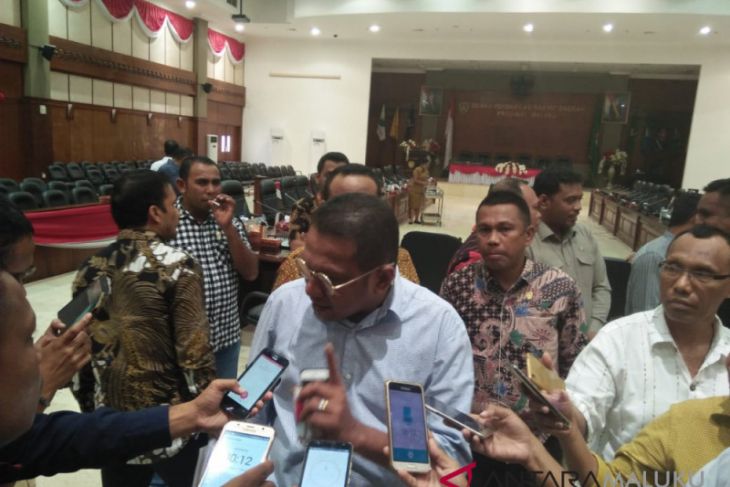 DPRD Buru kesal dengan sikap Kadis ESDM