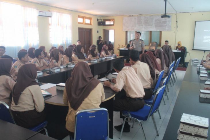 Polda Malut minta pelajar bijak gunakan