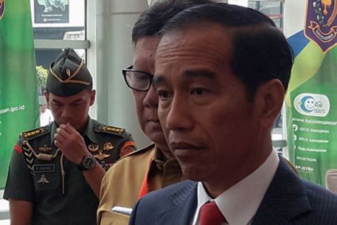 Presiden ingin masyarakat gunakan angkutan massal