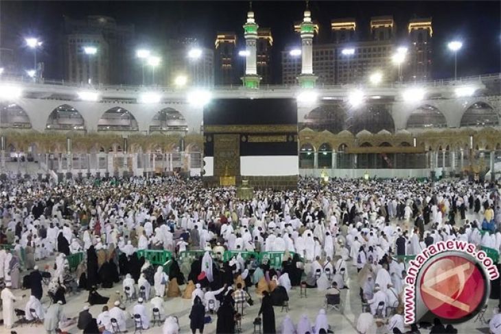 PPIH siapkan ihram cadangan di bandara