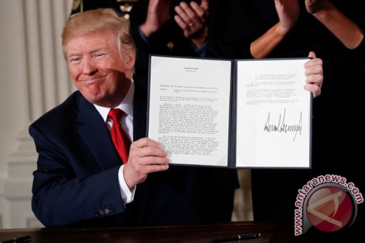Trump Beri Tahu Abbas Niatnya Pindahkan Kedutaan ke Jerusalem