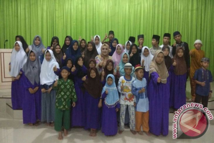 Sahabat: Kehadiran