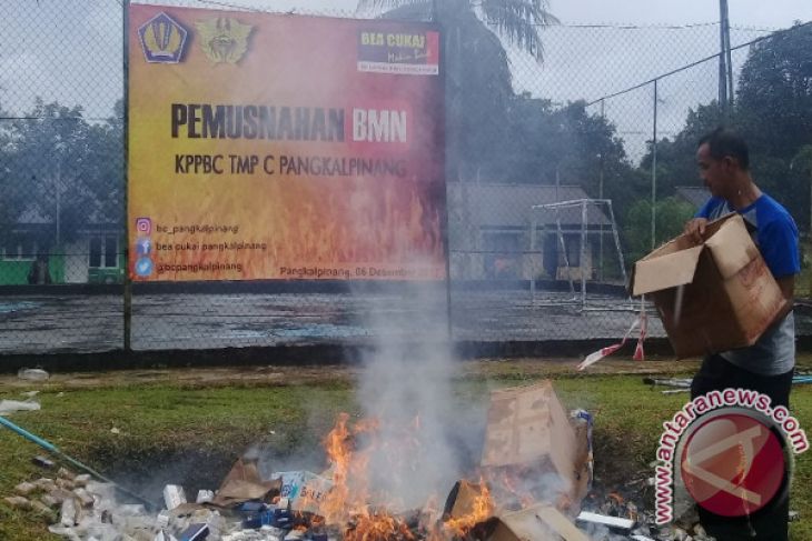 KPPBC Pangkalpinang Musnahkan 1,2 Juta Batang Rokok Ilegal