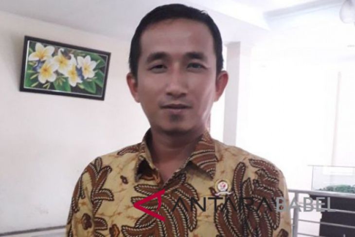 Panwaslu Bangka Tengah tertibkan alat peraga kampanye