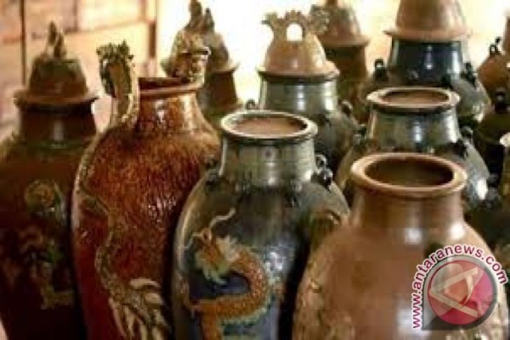  Kerajinan  Keramik  Tabanan Tembus Pasar Mancanegara 