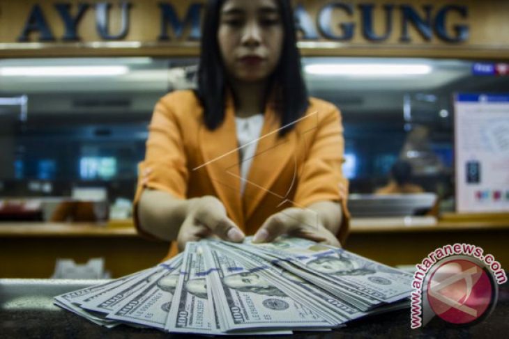 Kurs Dolar AS Diperdagangkan Beragam