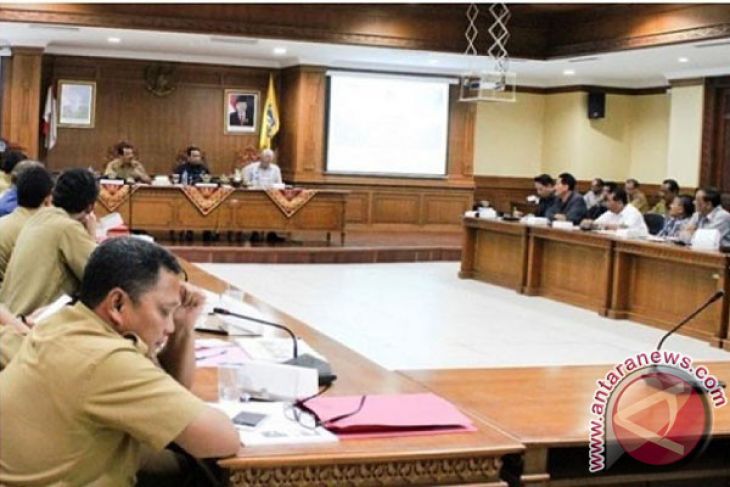 Balitbang Pelajari Rencana Pemkab Badung Dirikan Perusahaan Induk