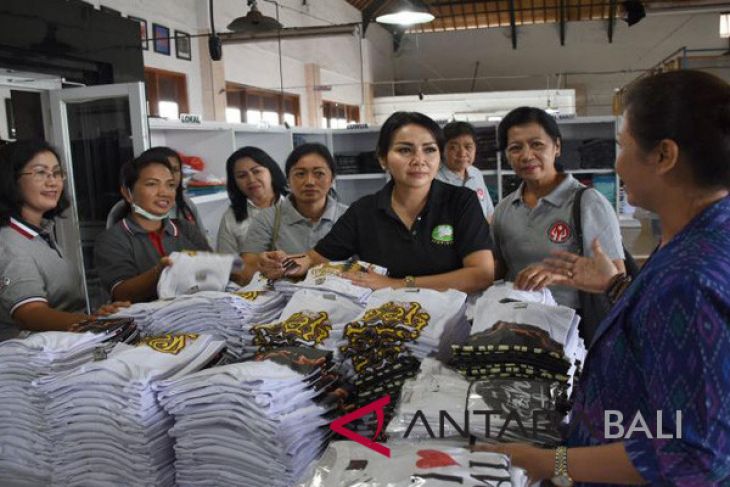 Dekranasda Denpasar minta pelaku UKM kembangkan desain