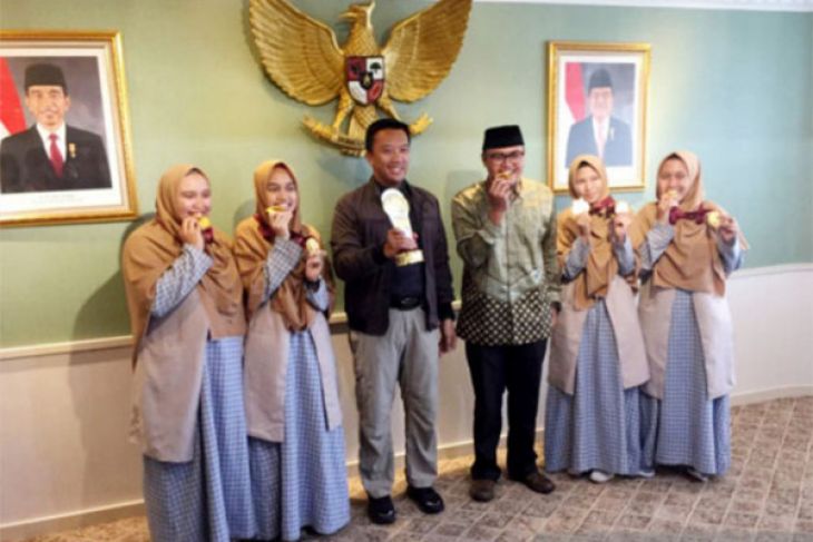 Menpora Ajak Tim Juara Debat Bahasa Arab Sosialisasikan Asian Games