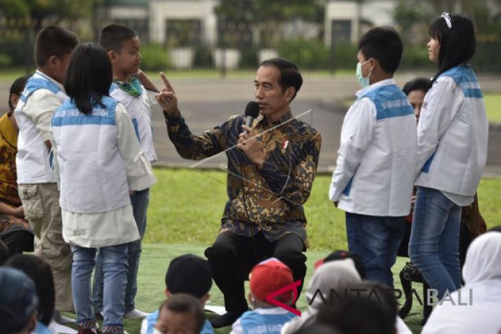 Presiden Jokowi pertimbangkan penurunan bea impor obat kanker