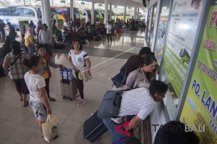 3.414 pemudik berangkat dari Terminal Mengwi