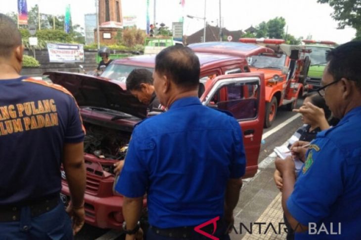 Dua pemudik selamat dari kecelakaan di Jembrana