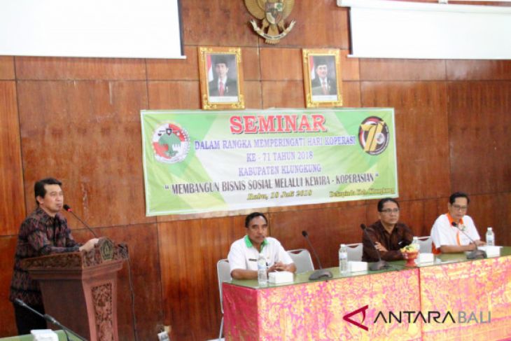 Bupati Suwirta : Tumbuhkan rasa kebersamaan dukung koperasi