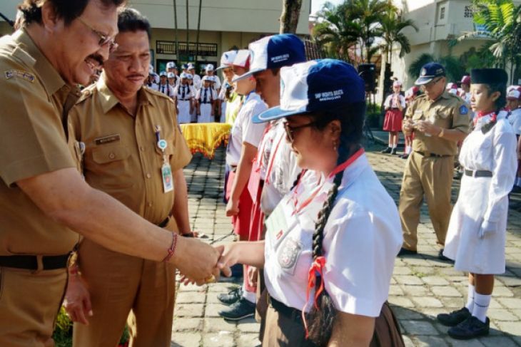 Badung larang perpeloncoan siswa baru