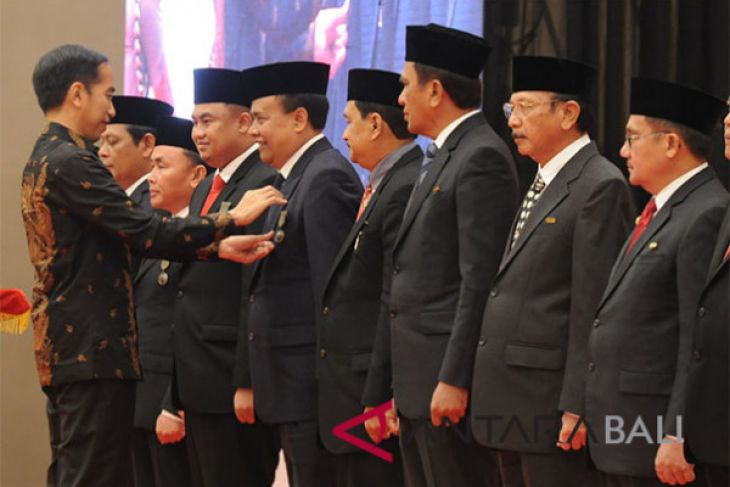 Bangli sabet